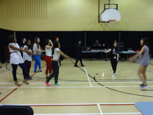 Un cours de K-pop en cours!