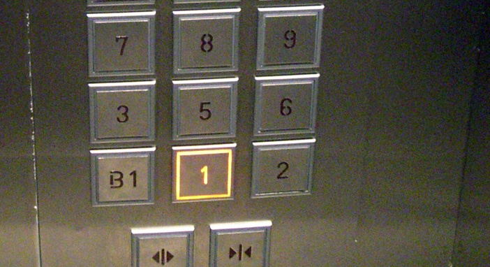 elevator-buttons_in_korea.jpg